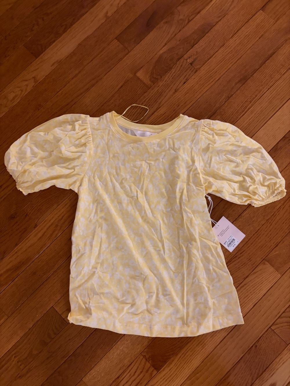 Lauren Conrad Puff-Sleeve Tee in Light Yellow